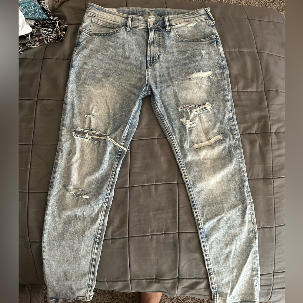 H&M Men’s Skinny Cropped Ripped Jeans Size 34